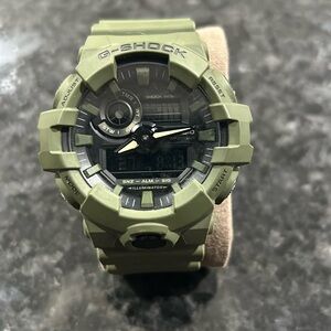 Men’s Casio G-Shock watch